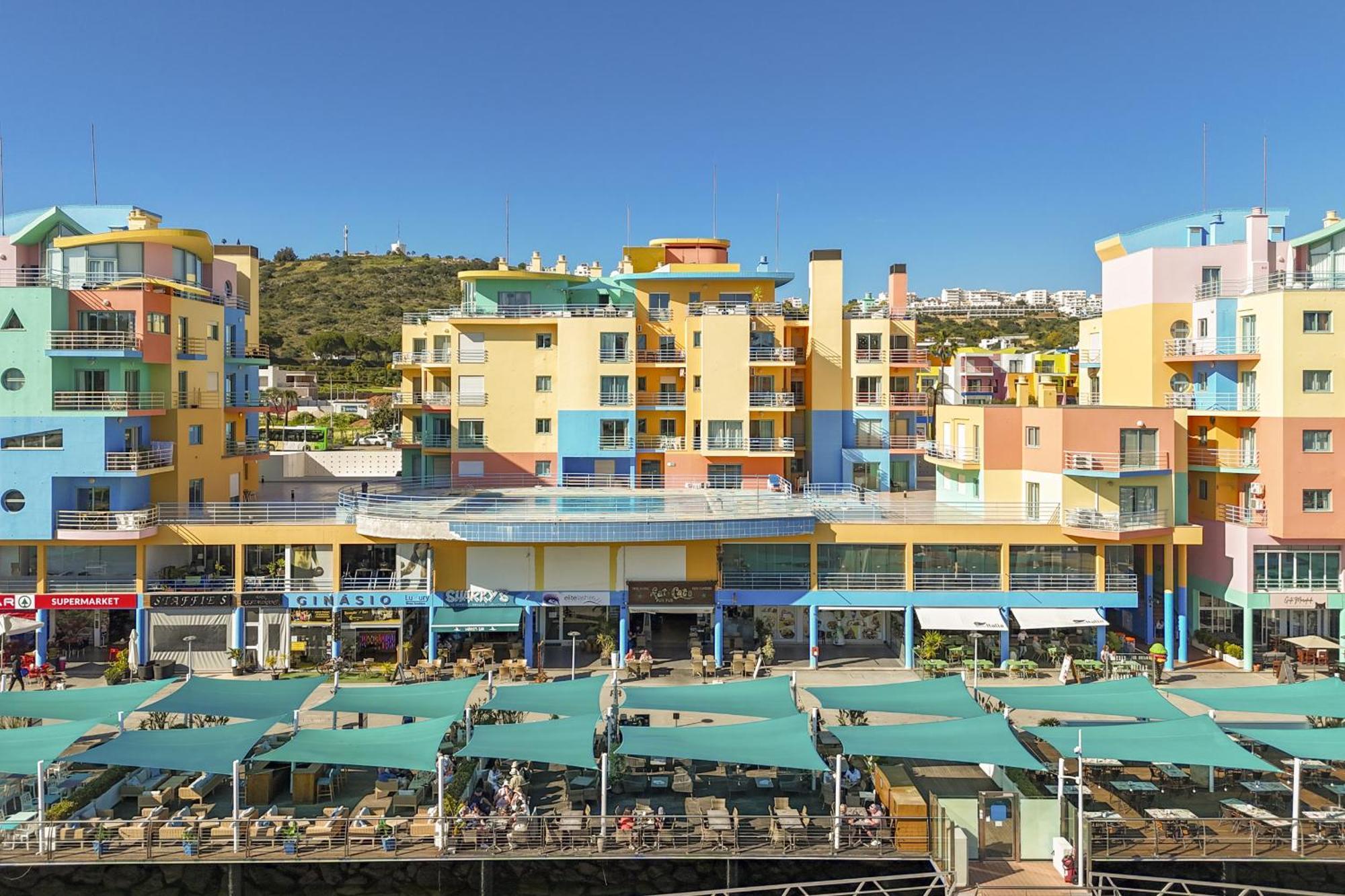 Marina Breeze Apartment With Pool - 900M From The Beach Albufeira Ngoại thất bức ảnh